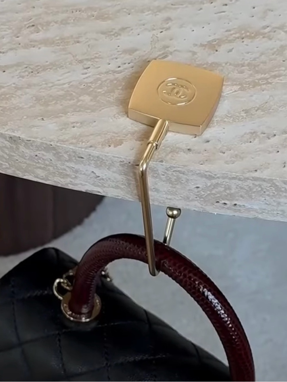 Auth Chanel Classic CC Logo Bag Holder Hook - Picture 4 of 4